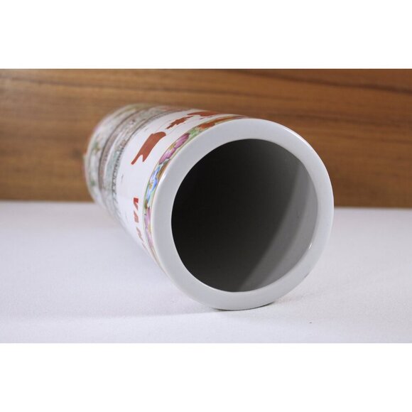 1980s VANCOUVER Chinese porcelain vase, cylinder souvenir vase, Canada BC - Picture 6 of 6